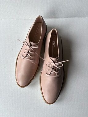 ECCO Blush Pink Leather Lace-Up Derby Flats for Women